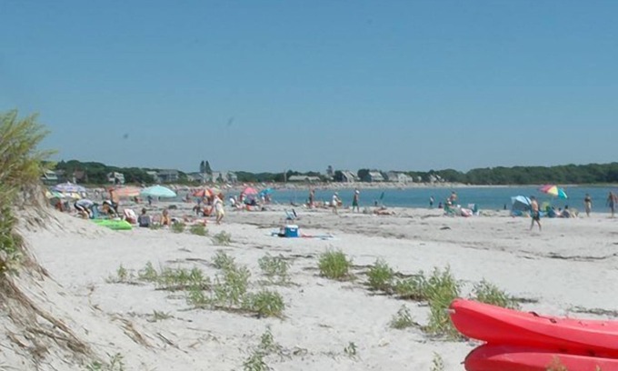 Arundel Cabaña | Salt Life A Charming Cottage loaded w/ Amenities Inc. Pool