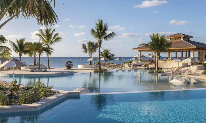 Cockburn Harbour Hotel | Salterra, a Luxury Collection Resort & Spa, South Caicos