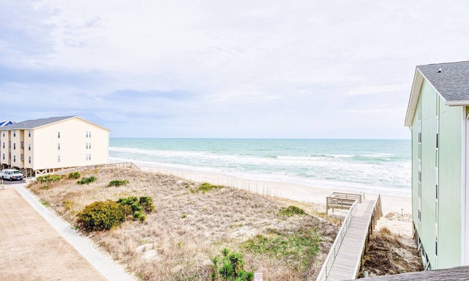 Surf City Condominio | Saltwater Haven - Beach Front, Ocean View