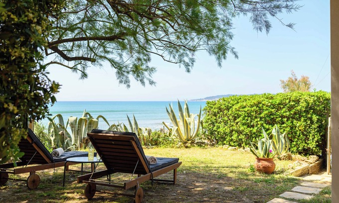 Katakolo Casa | Salty Noses and Sandy Toes: Beach house paradise. Family friendly!