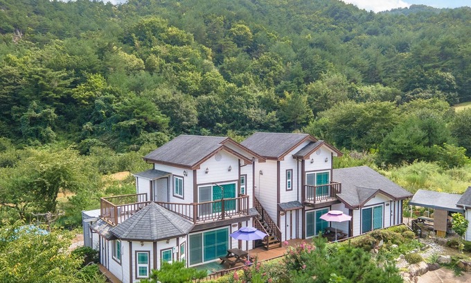 Samcheok Casa | Samcheok Herb Pension