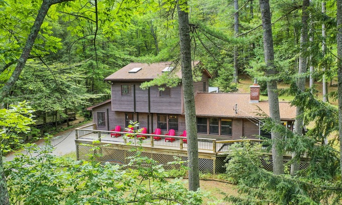 Chester Shores Casa | Same local favorite, an even better nightly rate, and now with NO CLEANING FEE!