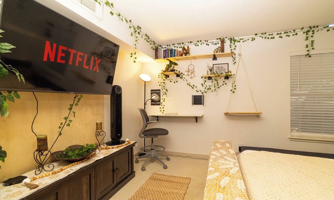 Pecan Valley Apartamento | San Antonio Private Studio! no shared spaces
