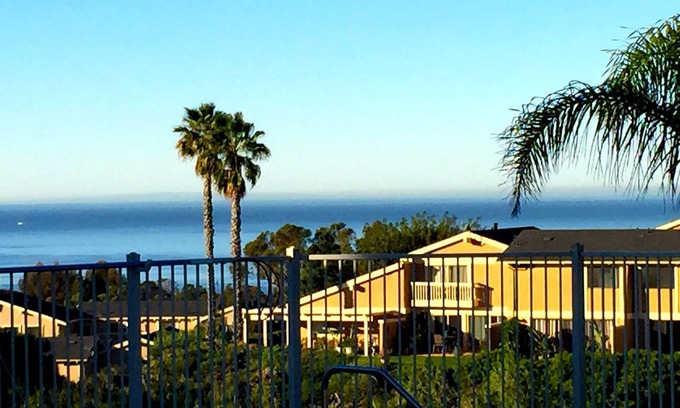 San Clemente Condominio | ESCAPADA TROPICAL DE SAN CLEMENTE, VISTAS AL OCÉANO, PISCINA, GOLF DE PLAYA Y RELAJACIÓN !!