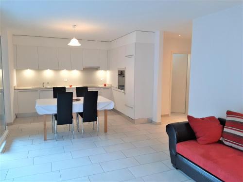 Roveredo Apartamento | San Giulio Roveredo