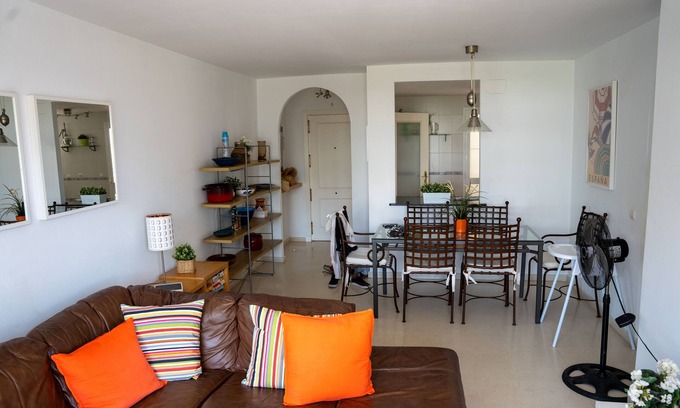 San Luis de Sabinillas Apartamento | San luis de Sabinillas, apartamento costero y hermosa playa junto a Puerto Duquesa