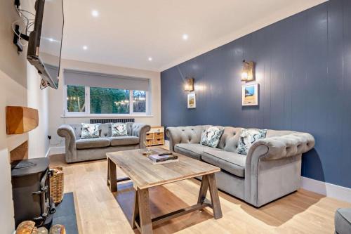 East Dereham Casa | Sanabrin and Little Brin