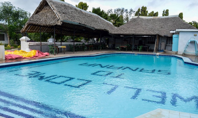 Mombasa Hotel | Sanana Conference Center and Holiday Resort