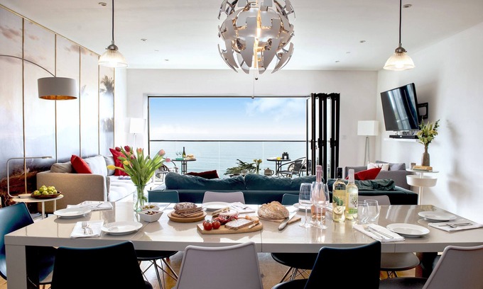 Portwrinkle Cabaña | Sandpiper - Beach-side House with Terrace Hot Tub and Stunning Views