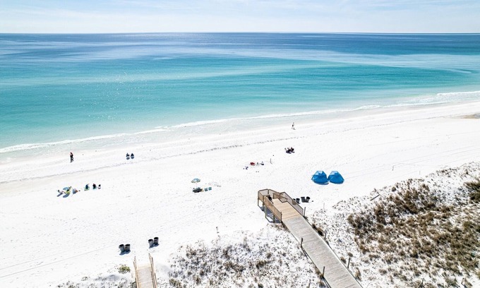 Holiday Isle Condominio | Sandpiper Cove 3104 2 Bedroom Condo by RedAwning