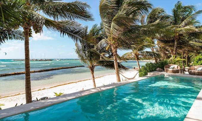 Puerto Aventuras Villa | Sandy Beachfront Villa Rental in Puerto Aventuras