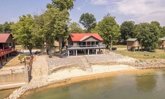 Doniphan Cabina | Sandy Shores