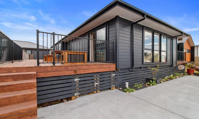 Waihi Beach Casa | Sandy Shores - Waihi Beach Holiday Home