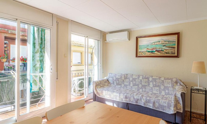 Vilassar de Mar Apartamento | Sant Mateu 30 min to Barcelona next beach