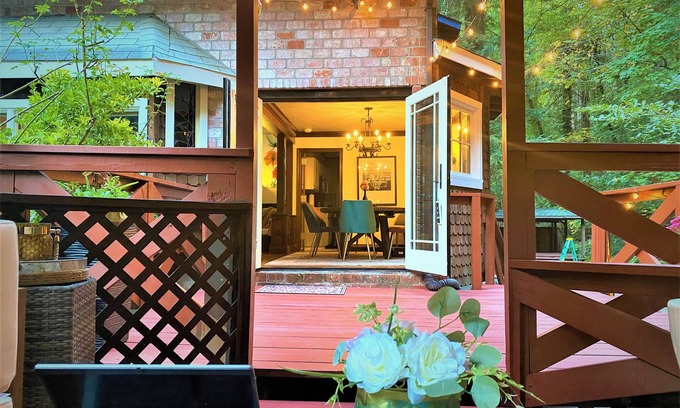 Ben Lomond Villa | Santa Cruz Mountains Forest Creek Sanctuary, Free Parking