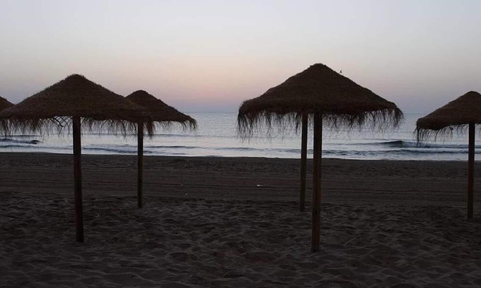 Los Arenales del Sol Casa | " La casa de la Playa "
