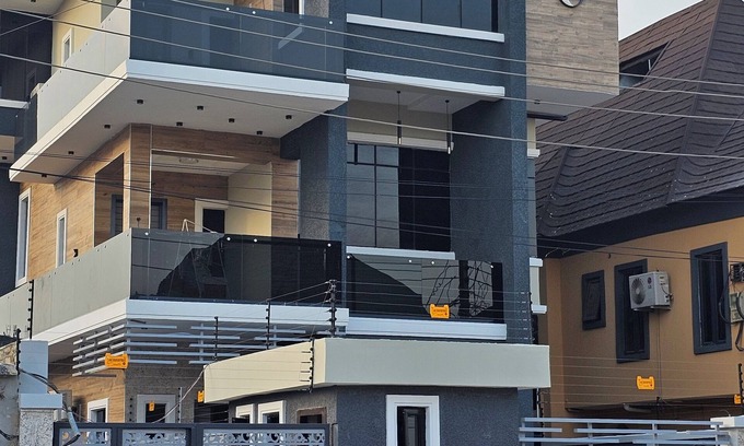 Lagos Apartamento | Sapphire Residences by Crystal Magodo