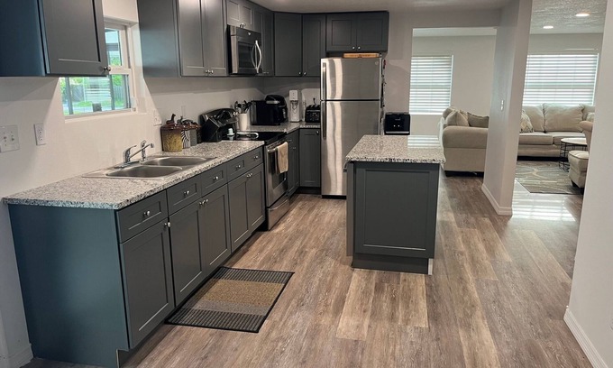 Bee Ridge Casa | Sarasota Family Getaway