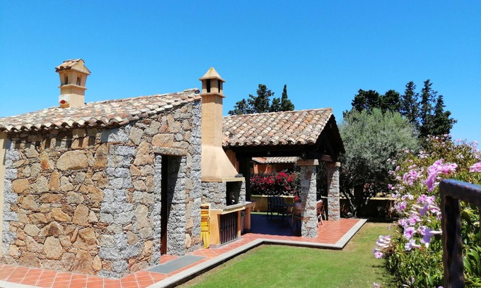 Cala Sinzias Villa | Cerdeña Elegante villa junto al mar jardín privado 12 camas Cala Sinzias Costa rei