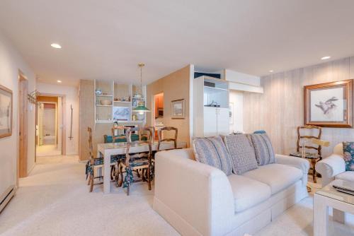Warm Springs Casa | Sawtooth Condo 25
