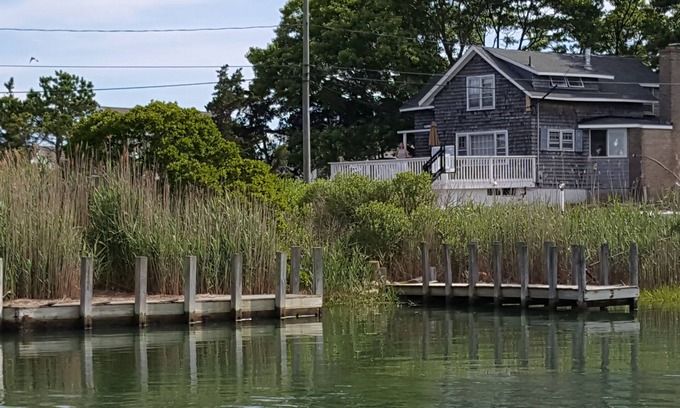 Middlesex County Casa | Saybrook casi frente a la playa, playa privada, lancha, muelle poco profundo, aislado