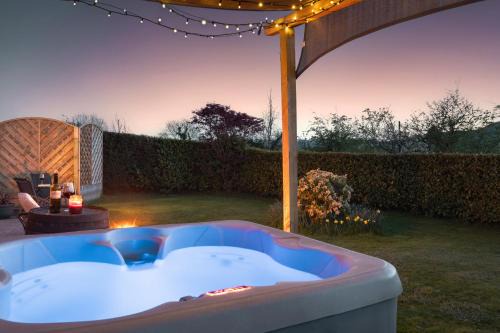 Underbarrow Casa | Scar View - Getaway for Two