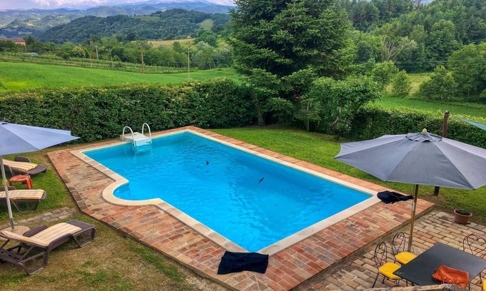 Amandola Villa | Escondite escénico con piscina