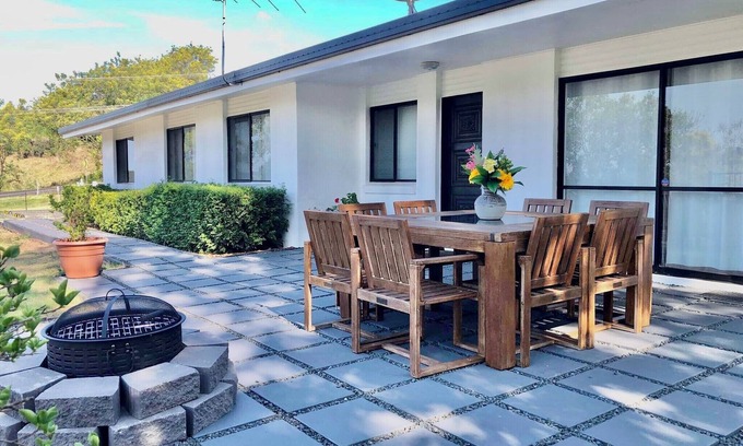 Teviotville Casa | Scenic Rim, Beautiful Executive Holiday Retreat
