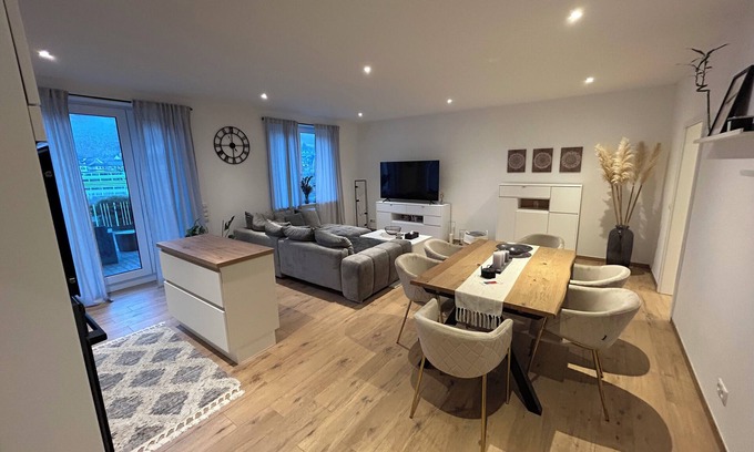 Kurrenberg Apartamento | Schöne Aussicht vacation apartment - Modern apartment with Moselle and castle views