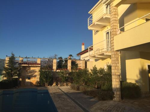 Novigrad Apartamento | Schöne Ferienwohnung Mit Balkon Am Meer