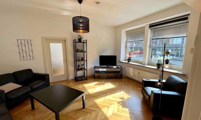 Neumuenster Apartamento | Schöne Fewo in Neumünster Innenstadt