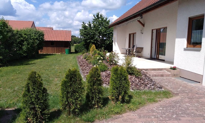 Pottenstein Apartamento | Schöne Geräumige Ruhige Fewo auf dem Land