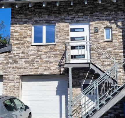 Dueren Apartamento | Schöne Maisonette Düren