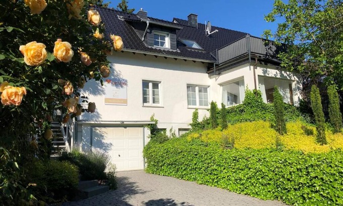 Thomasberg Apartamento | Schicke Landhauswohnung mit Dachterrasse