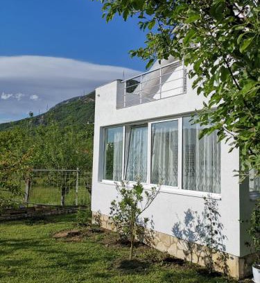 Lastva Grbaljska Casa | Schmidt