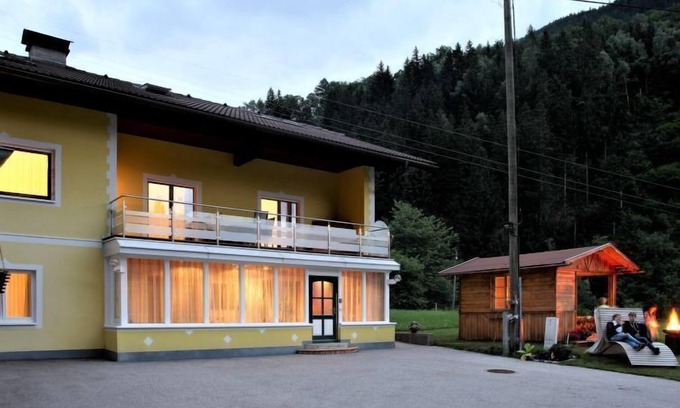 Radenthein Apartamento | Schwarzwald 6 EG by Interhome