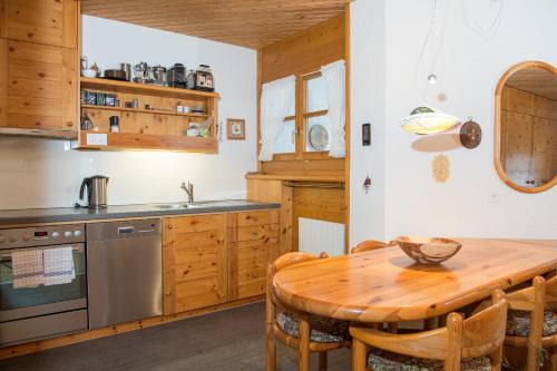 Lenzerheide Apartamento | Schweizerhof 604 mit Zugang zum Familienbad Lenzerheide
