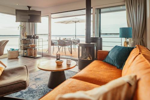 Vetschau/Spreewald Casa | Schwimmendes Ferienhaus Cosy Home - Spreewald