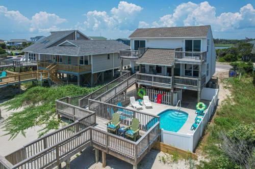 Oak Island Casa | Sea and Believe
