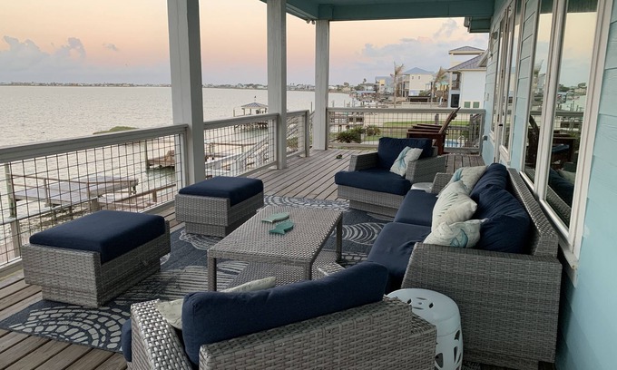 Rockport Casa | Sea Breeze Cove-habitaciones con vistas, muelle con peces