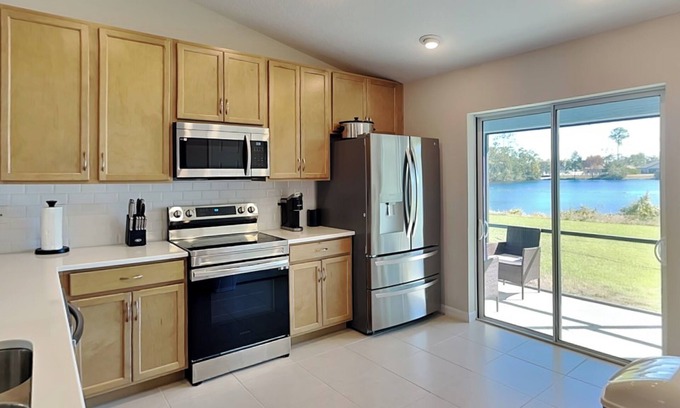 Palm Harbor Cabaña | Sea Breeze Lake Villa Unit B