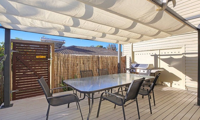 Point Clare Casa | Seabreeze Retreat - Tres Habitaciones Casa, Capacidad 6