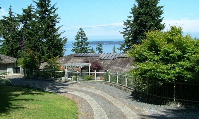 Olga Apartamento | Sea Forever Guest House. Impresionantes vistas al mar y las montañas. Mascota amigable. Tranquilo.