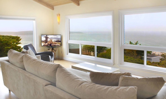 Dillon Beach Casa | Sea Haven, casa contemporánea de un solo nivel con vista al Océano Pacífico