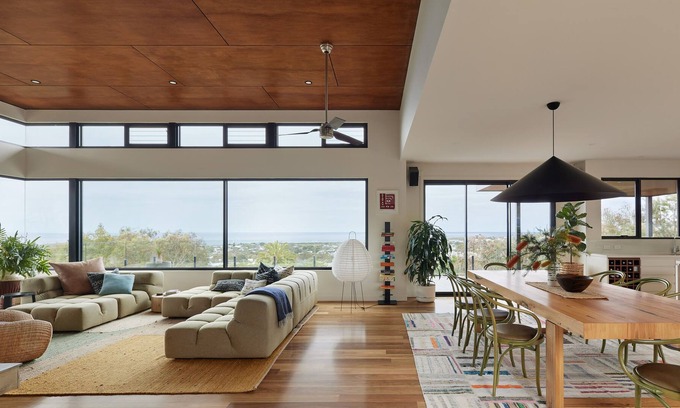 Jan Juc Casa | Sea to Sky Lookout with sweeping ocean vista