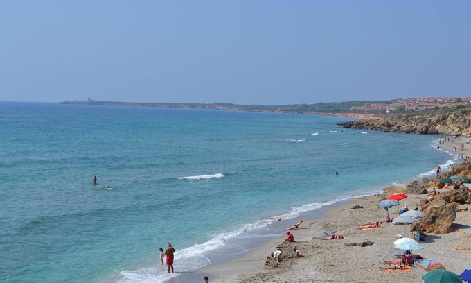 San Giovanni di Sinis Apartamento | Apartamento con vistas al mar en San Giovanni di Sinis, a 100 m de la playa.