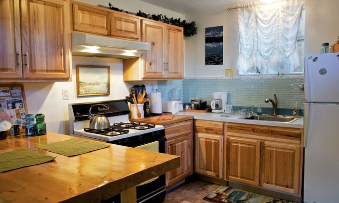 Downtown Anchorage Apartamento | Sea Wolf Inn, un poco de casa aquí en Alaska.