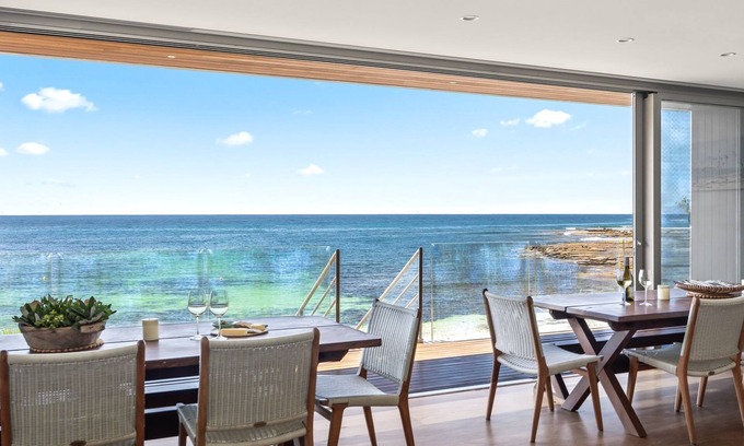 Mollymook Casa | Seagull - Beach front in Mollymook,