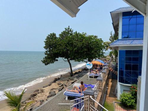 Kuzhuppilly Complejo | Sealine Beach Resorts