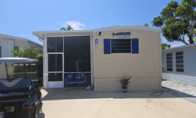 Nettles Island Casa | Seas the Day cottage by the sea